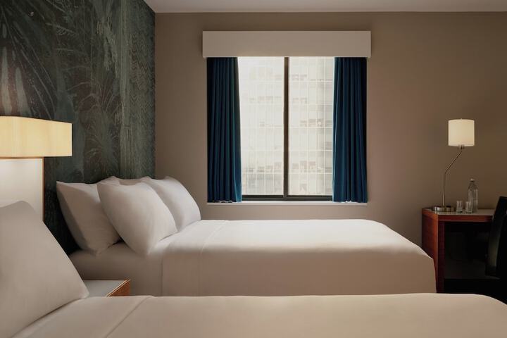Room 31 of 64