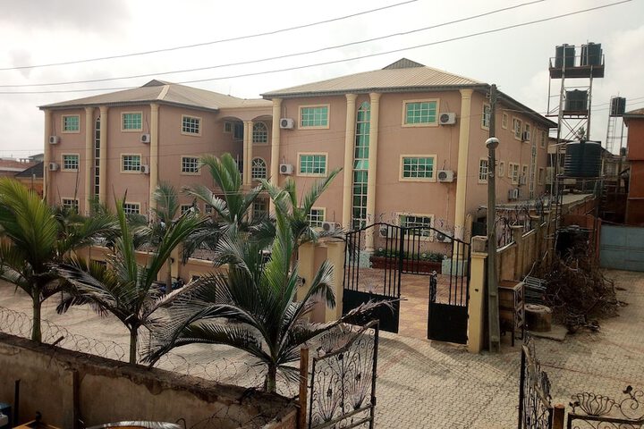 Brighton Hotel and Suites