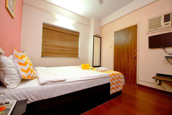 Room 8 of 8