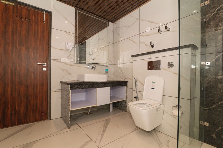 Room 48 of 91