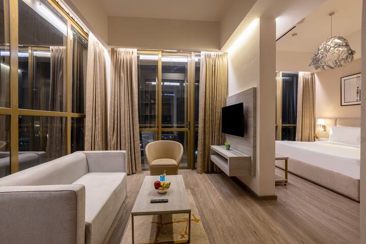 Room 30 of 67