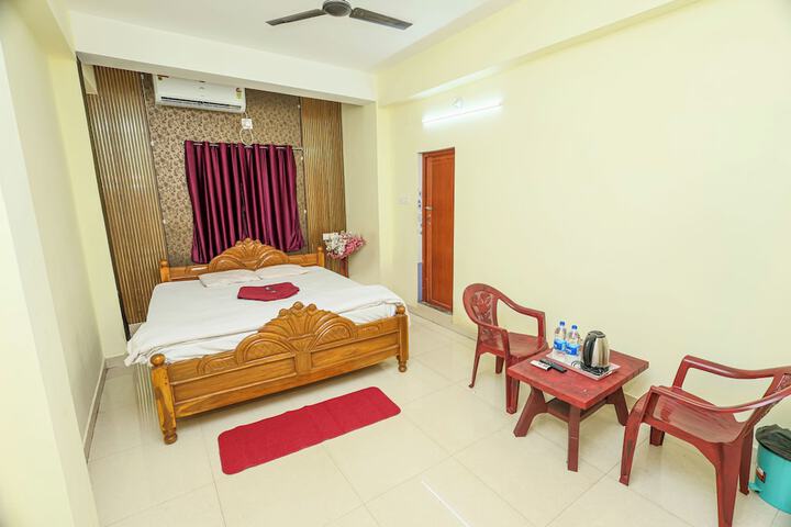 Room 7 of 24