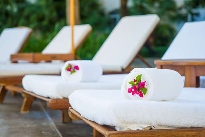 Hotel Pool