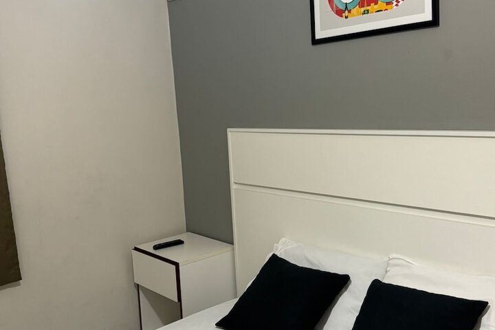 Room 5 of 24