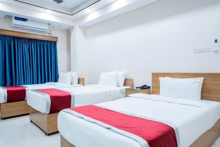 Room 7 of 40