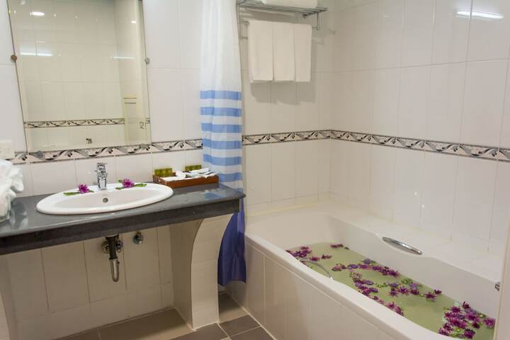 Room 14 of 29