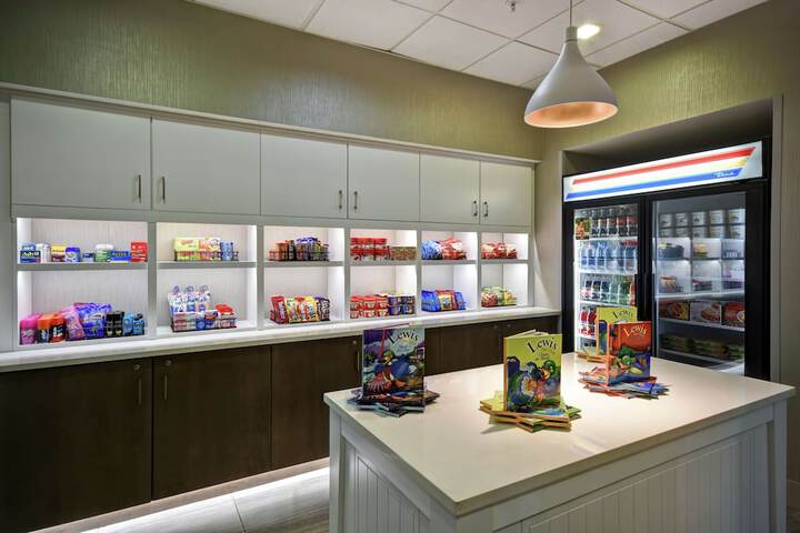 Snack bar