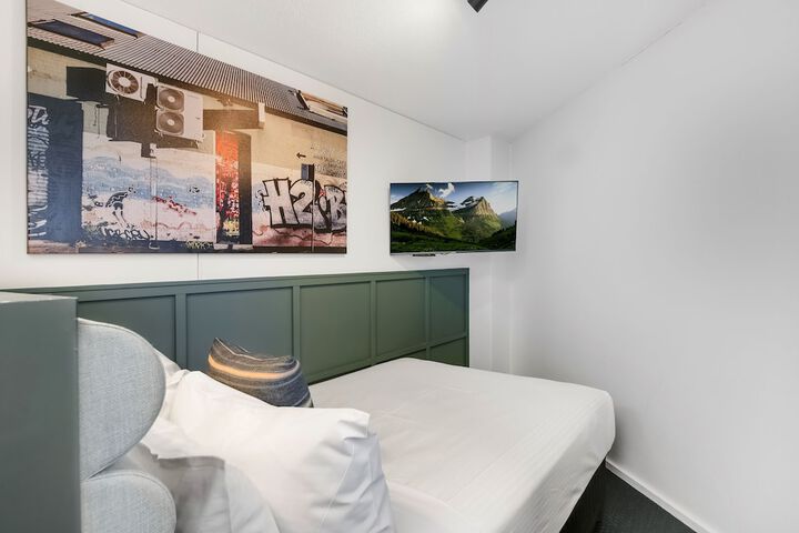 Room 9 of 57