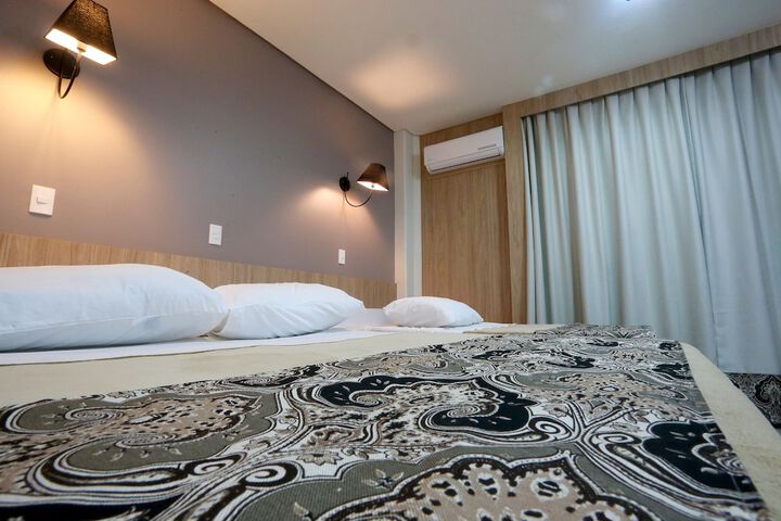 Room 14 of 50