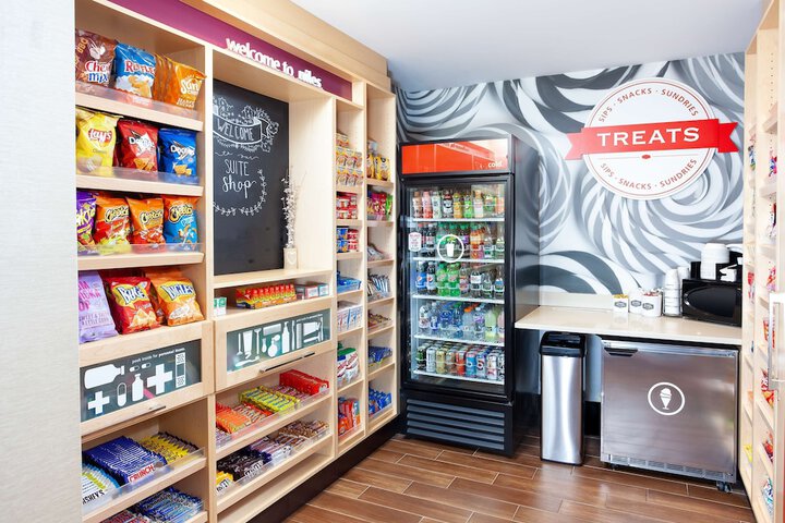 Snack bar