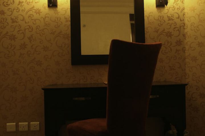 Room 11 of 63
