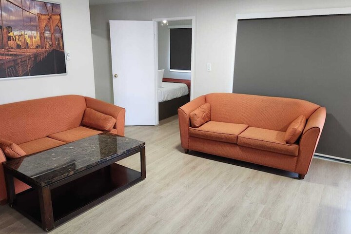 Room 18 of 40
