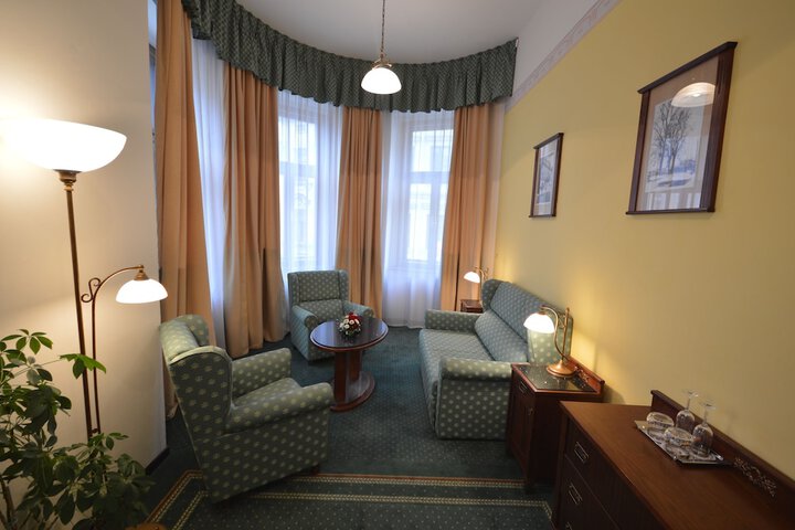 Room 31 of 61