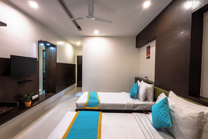 Room 15 of 54