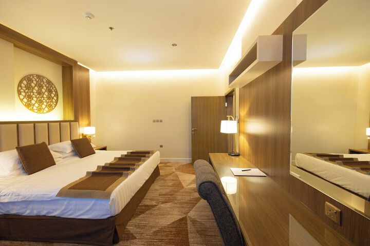 Room 29 of 64