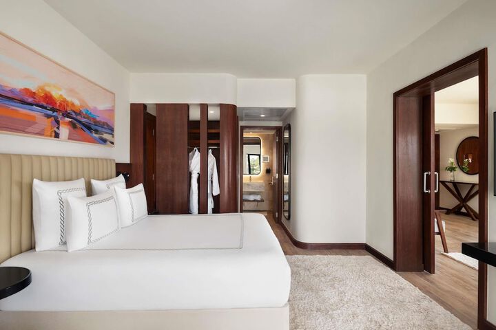 Room 46 of 249