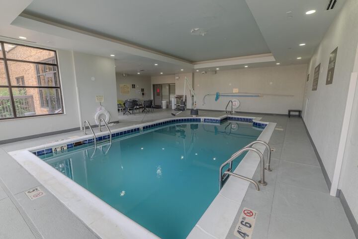 Pool 40 of 60