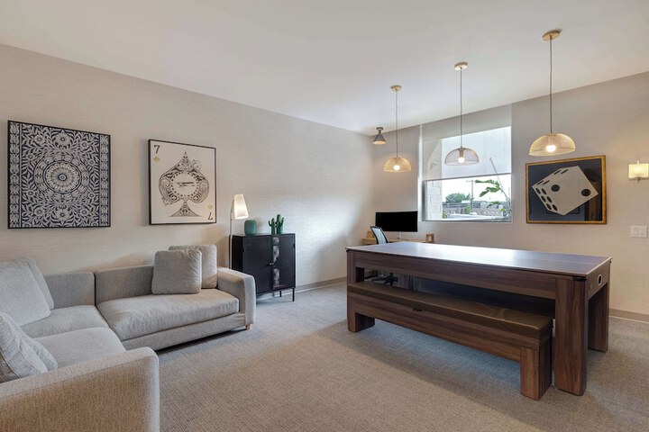 Game room