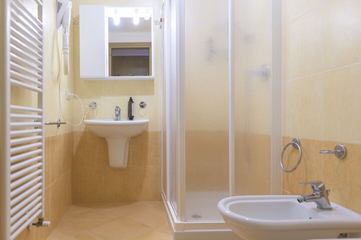 Room 20 of 30
