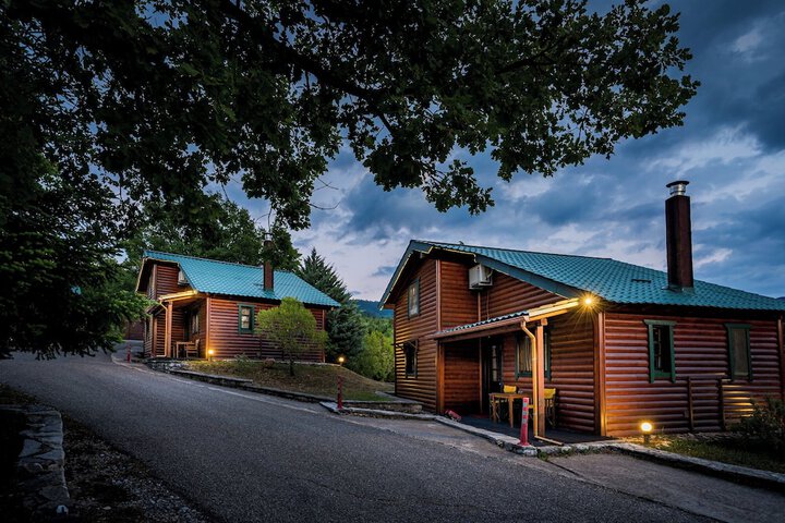 Chalet Likouresi Village in Karpenisi