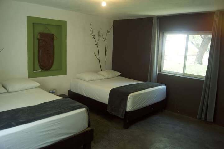Room 37 of 106