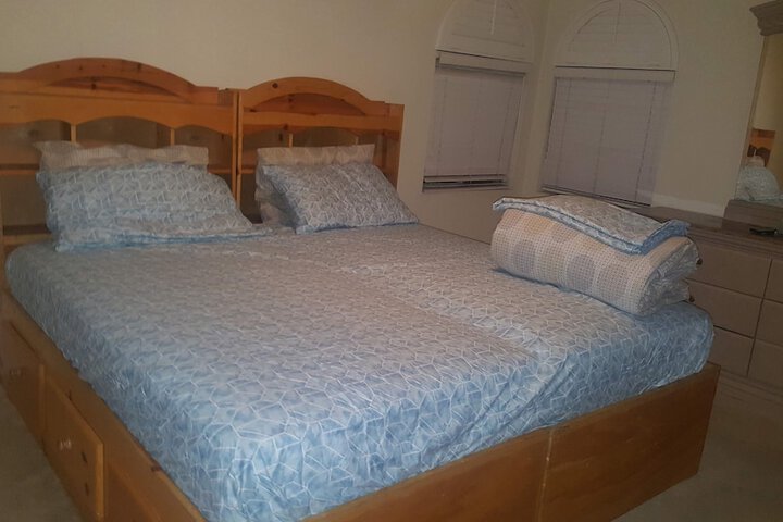 Room 5 of 35