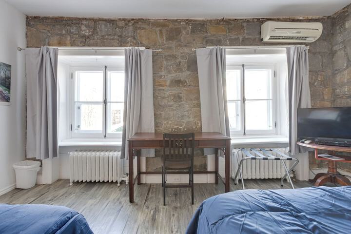 Hotel Exterior 142 of 142