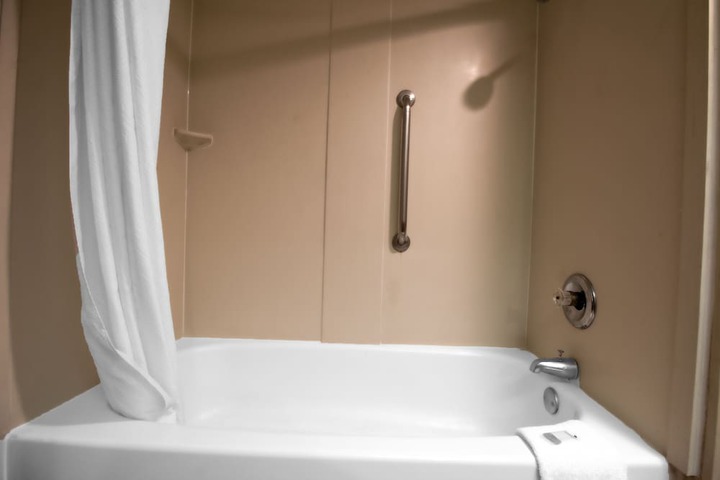 Double Accessible King Size Bed (13 of 21)