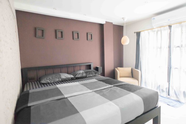 Room 40 of 102