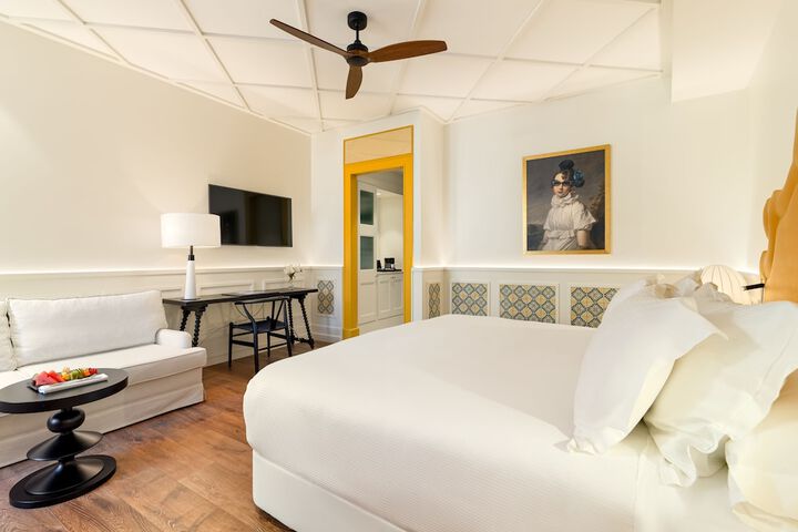 Room 16 of 70