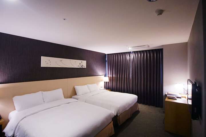Room 18 of 60