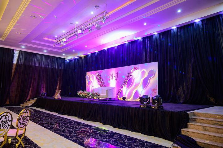 Ballroom/Hall 120 of 166