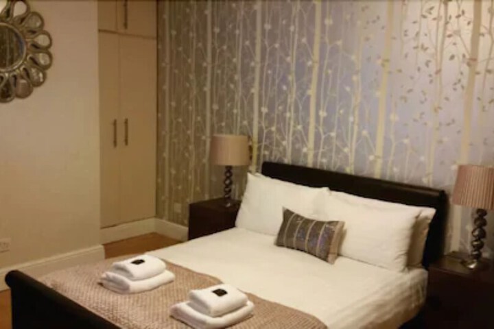 Room 15 of 25