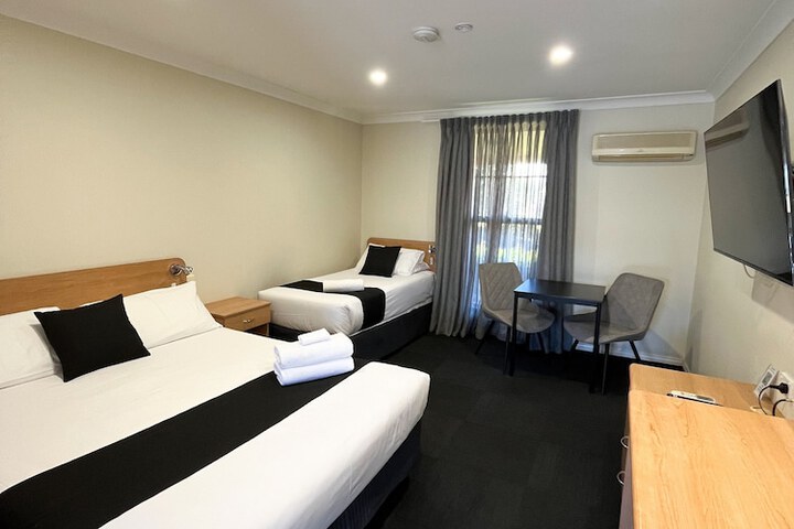 Room 14 of 46