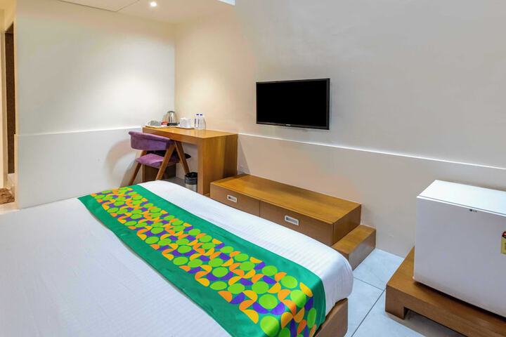 Room 18 of 36