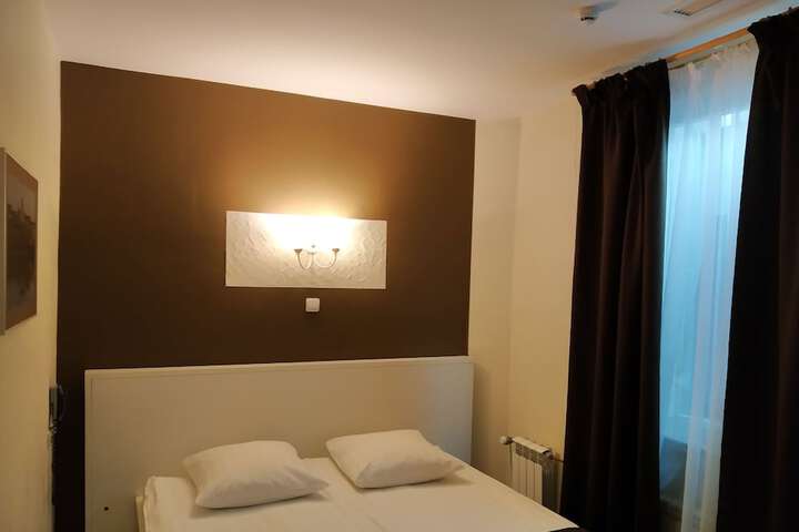 Room 28 of 55