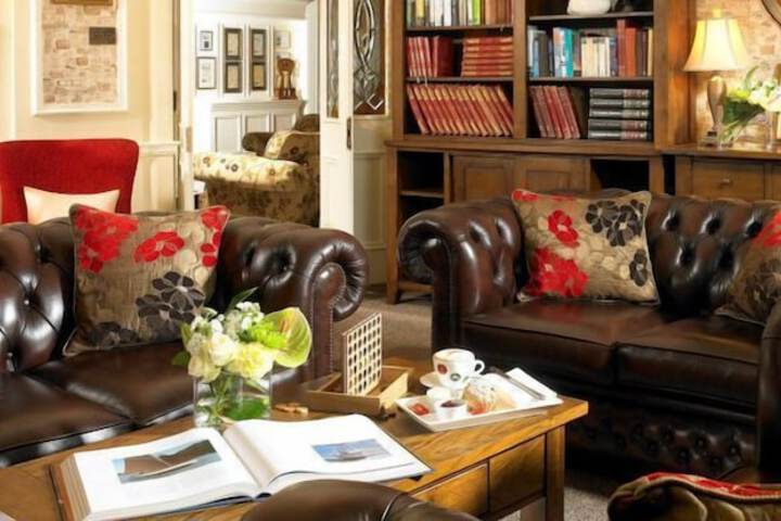 Lounge 39 of 60