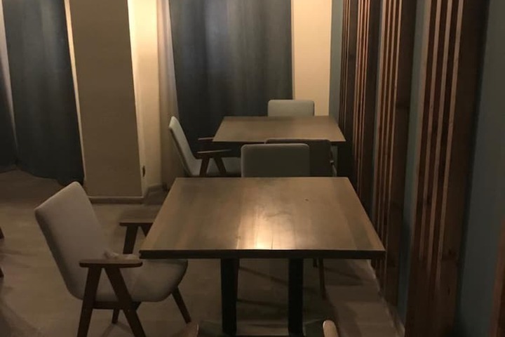 Dining 37 of 42