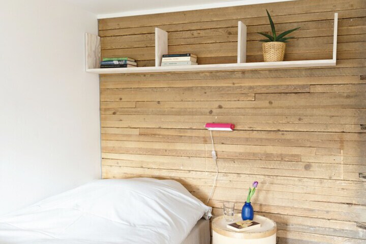 Room 2 of 67