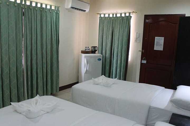 Room 5 of 65