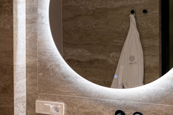 Room 26 of 40