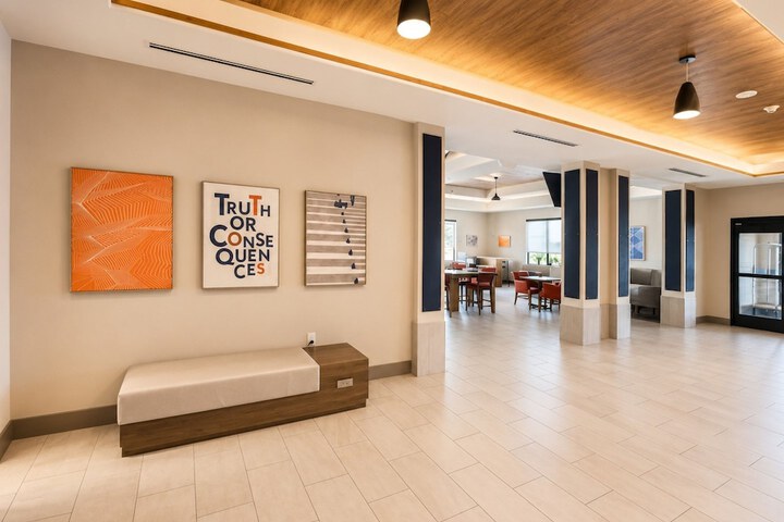 Hotel 104 of 107