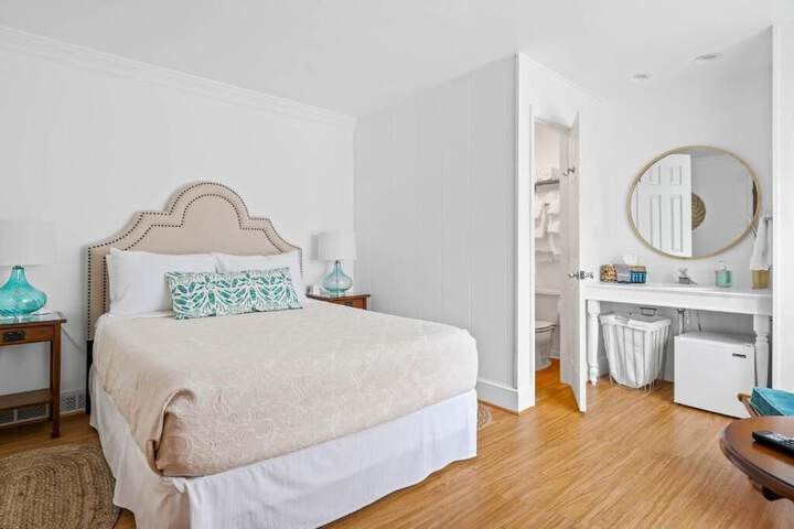 Room 42 of 68