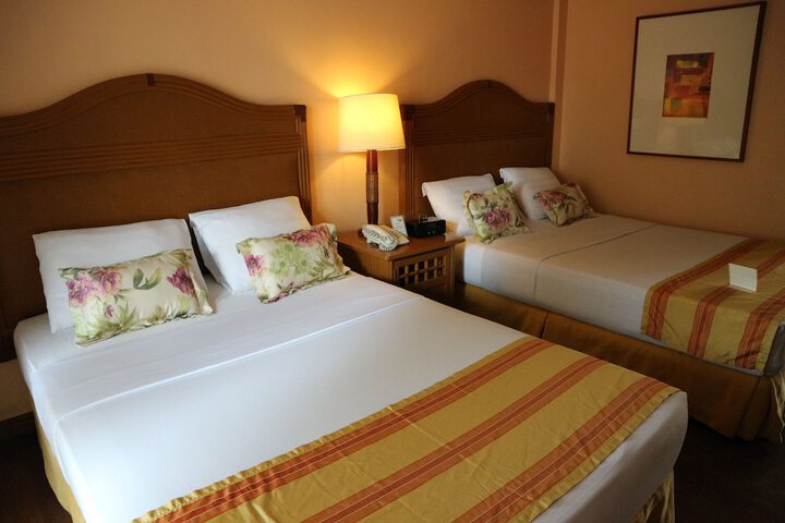 Room 7 of 110