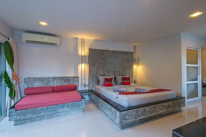 Room 10 of 75