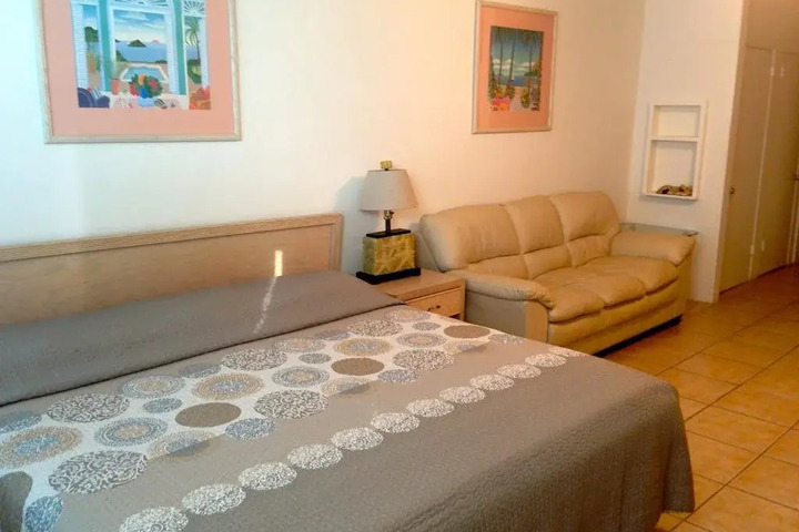 SURF INN HOTEL - HOLLYWOOD