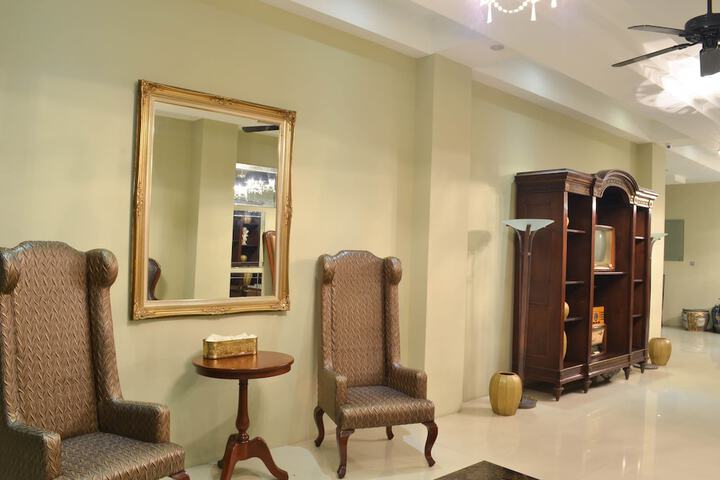 Hotel Interior 5 of 39