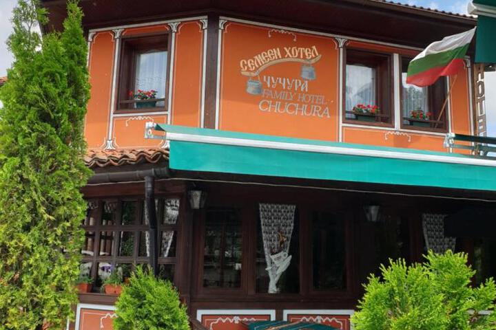 Chuchura Family Hotel