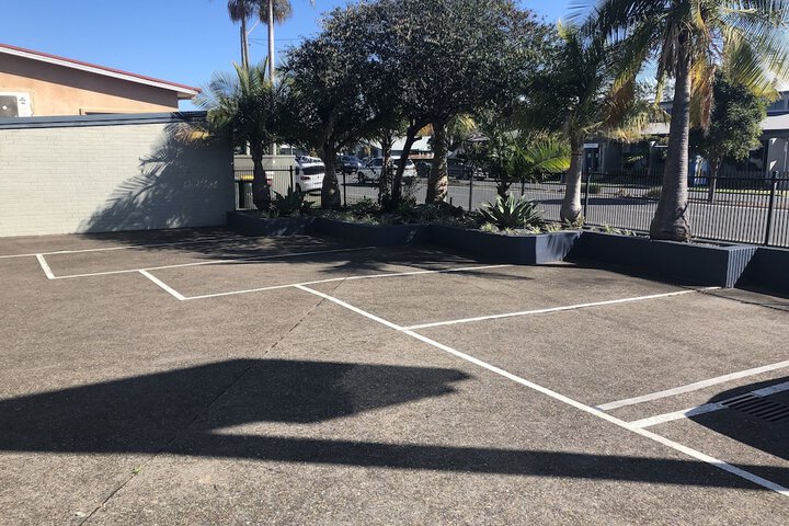Property Grounds 23 of 30