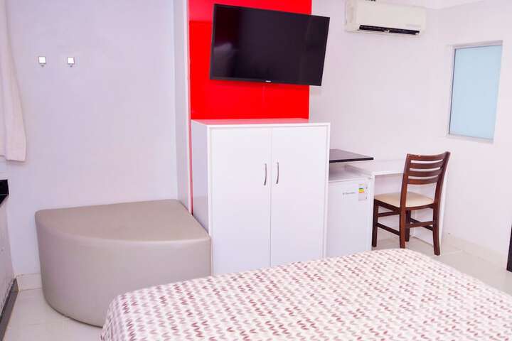 Room 46 of 80